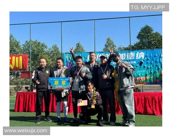 广州足球队奋勇拼搏的历程与挑战赛背后的故事揭秘